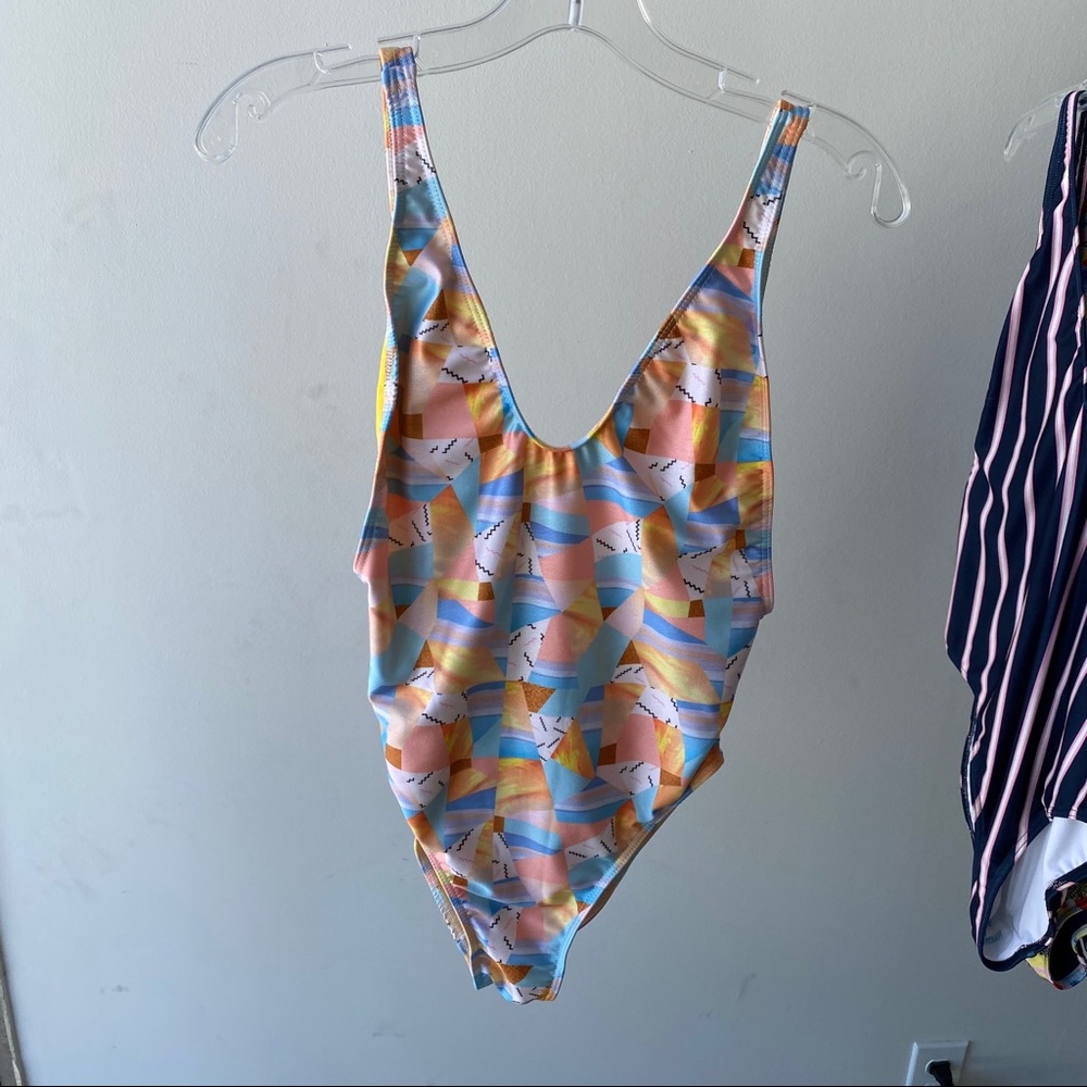 ONE PIECE SWIMSUIT